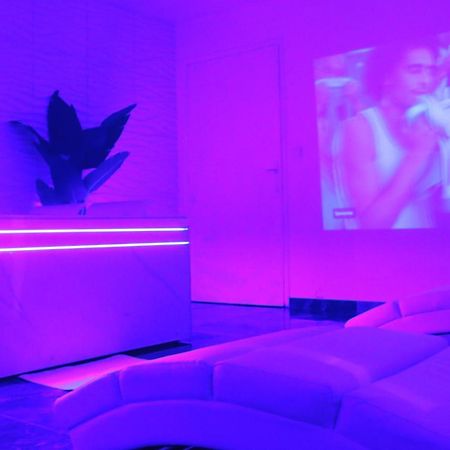 Dima Suite Jacuzzi Privatif Vedene Exterior photo