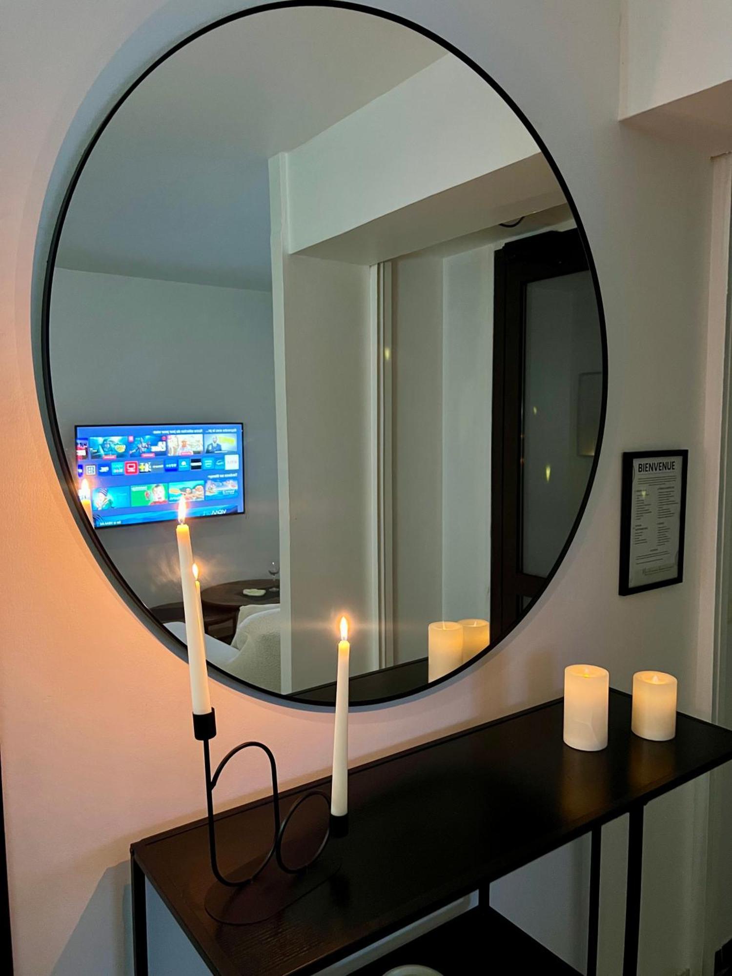 Dima Suite Jacuzzi Privatif Vedene Exterior photo