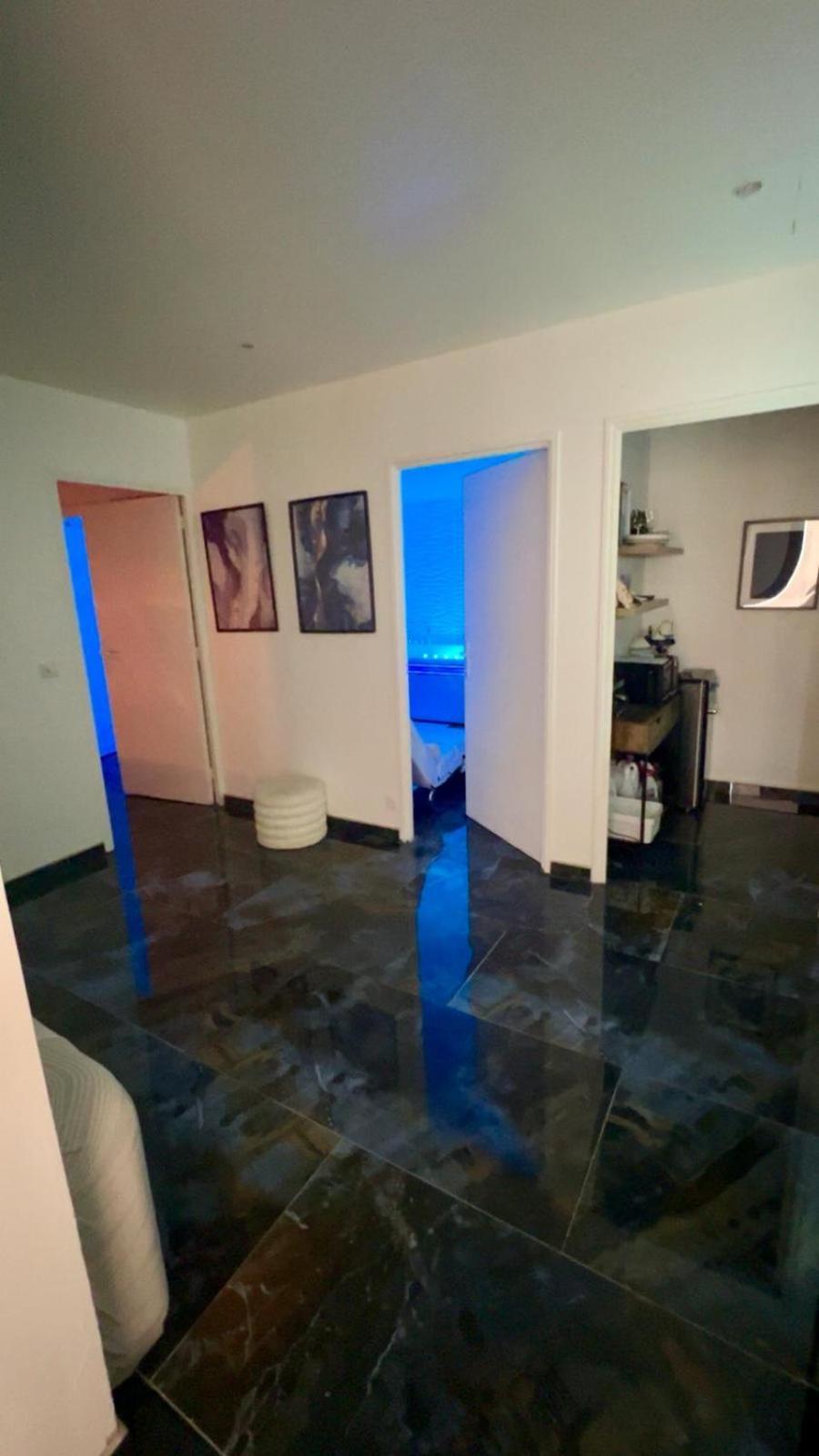 Dima Suite Jacuzzi Privatif Vedene Exterior photo